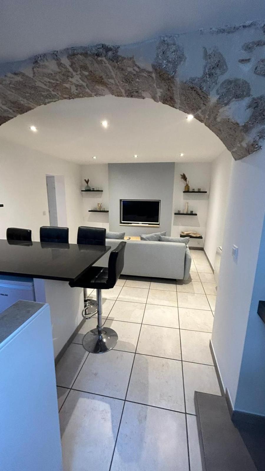 Appartement Paisible Entre Terre Et Mer Cabrieres  Eksteriør billede